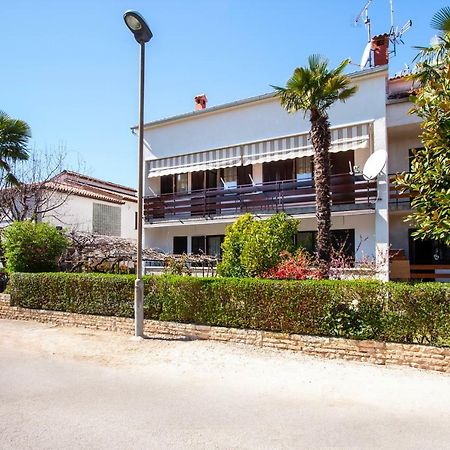 Apartment Nola By Rent Istria Porec Esterno foto