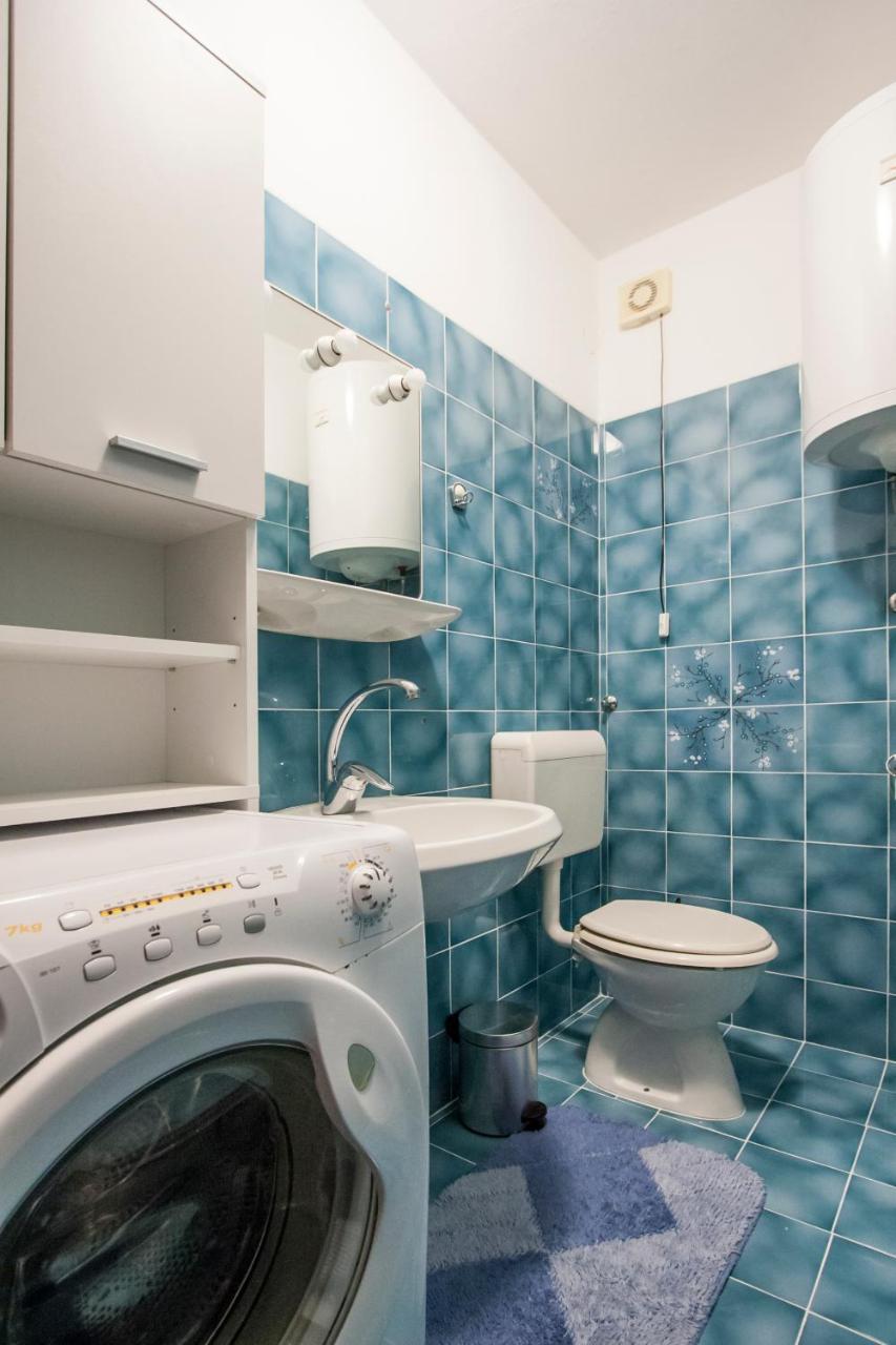 Apartment Nola By Rent Istria Porec Esterno foto
