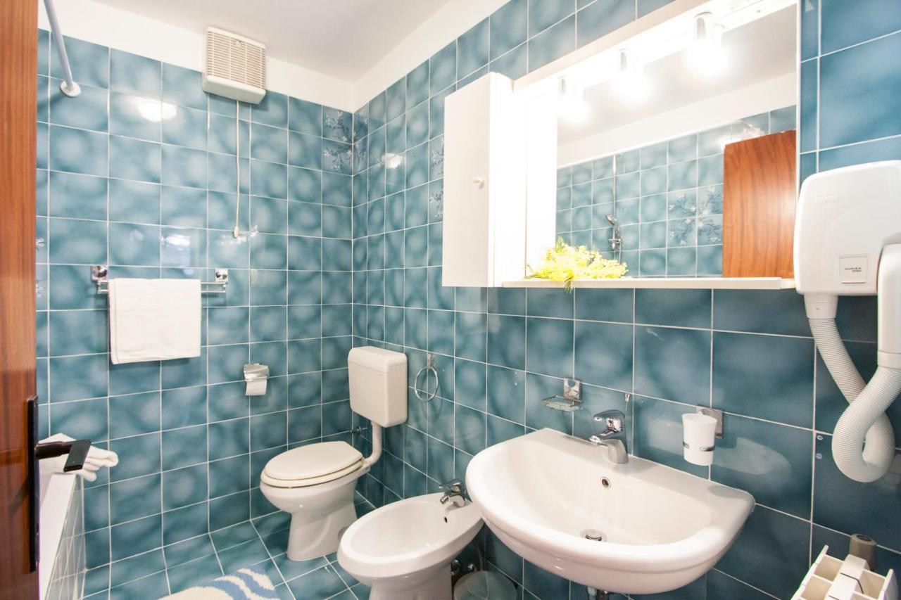 Apartment Nola By Rent Istria Porec Esterno foto
