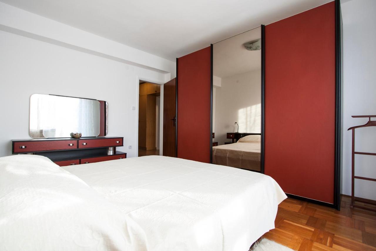 Apartment Nola By Rent Istria Porec Esterno foto