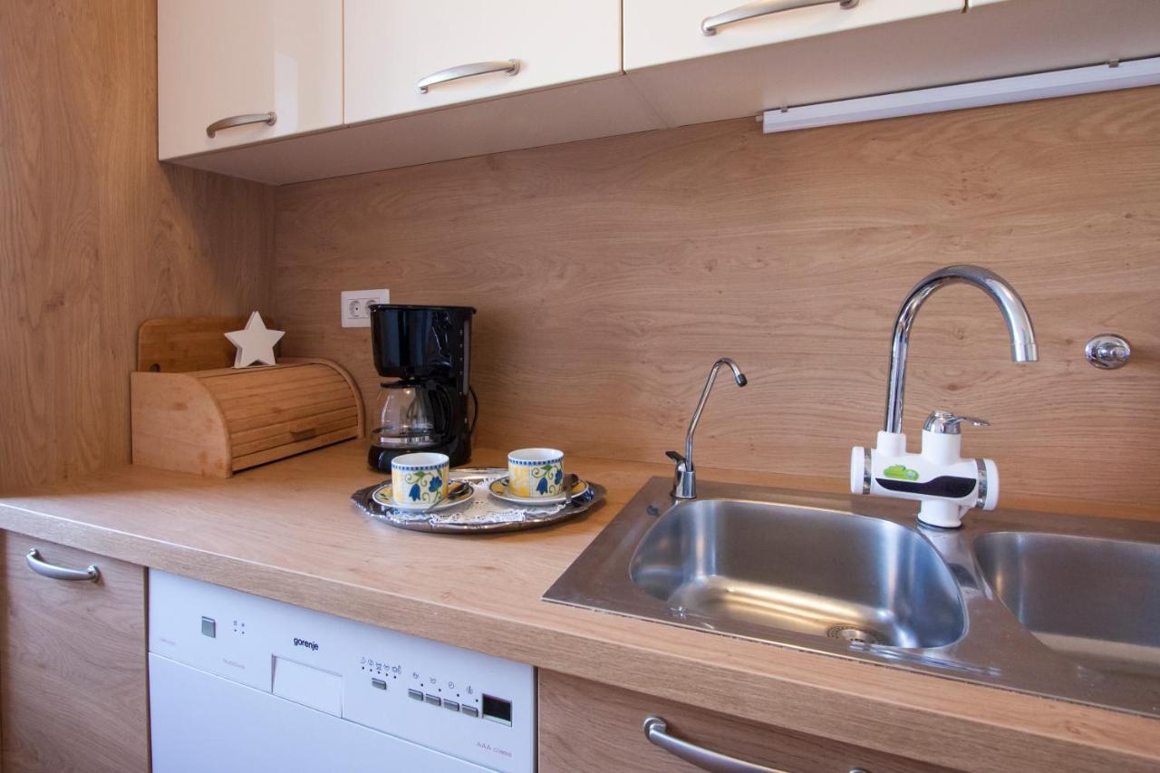 Apartment Nola By Rent Istria Porec Esterno foto